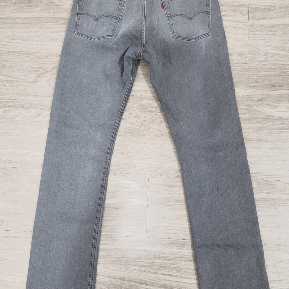 Levi's Gray Straight Leg Women's Jeans
